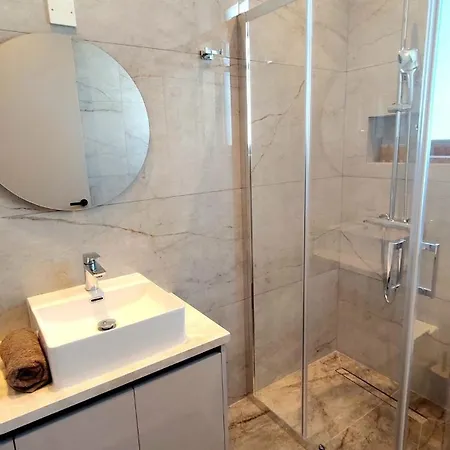 Apartman Zantis Executive 201 *