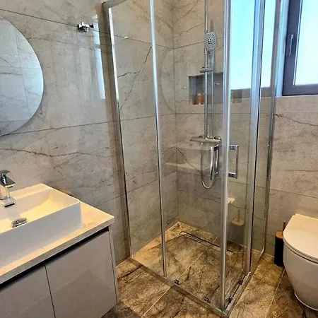 Apartman Zantis Executive 201 *